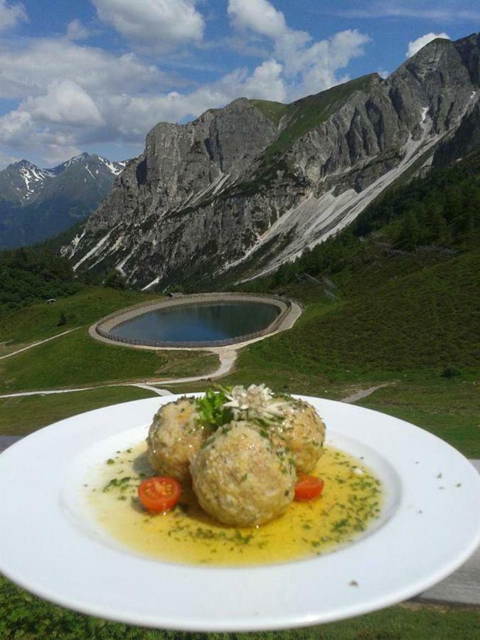 Berggasthaus Edelweisshutte Ladurns Hotel Fleres Bagian luar foto